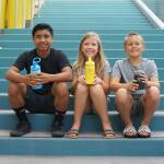 Takeya Kids Actives Straw Isolierflasche mit Trinkhalmverschluss, 475ml, Platinum/Onyx