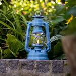 Feuerhand Sturmlaterne Baby Special 276-pastellblau, aus...