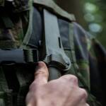 Peltonen Knives M95 Ranger Puukko, 80CrV2-Klinge, PTFE-Finish, Komposit, grün